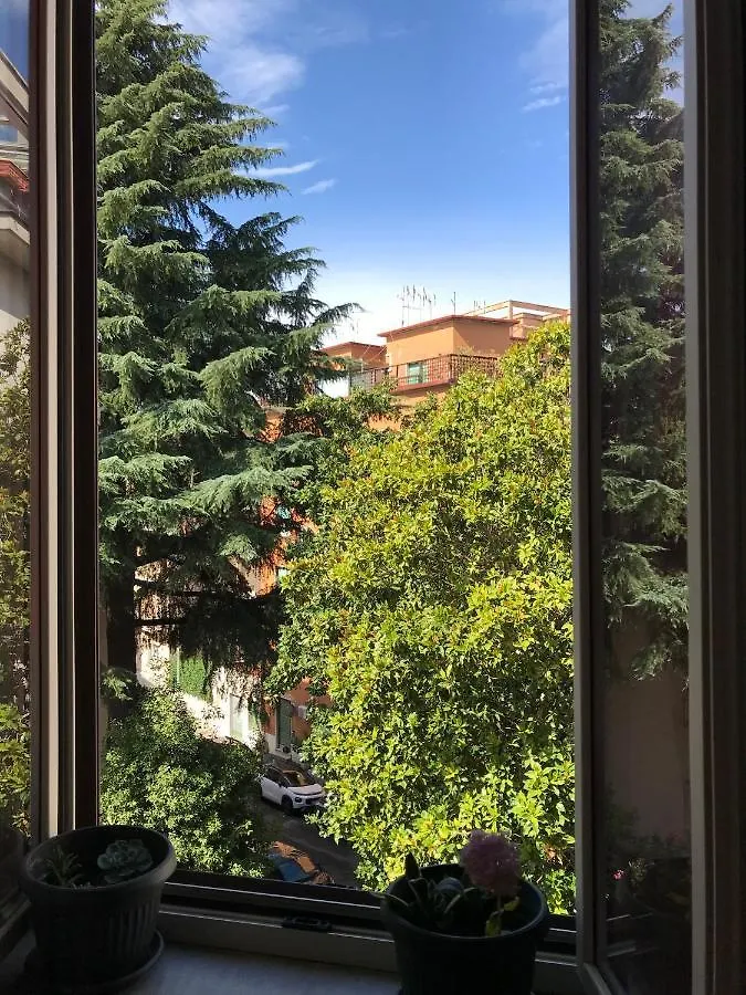 Apartment My Flat For You, Top Floor,Close Vatican Rome Italy