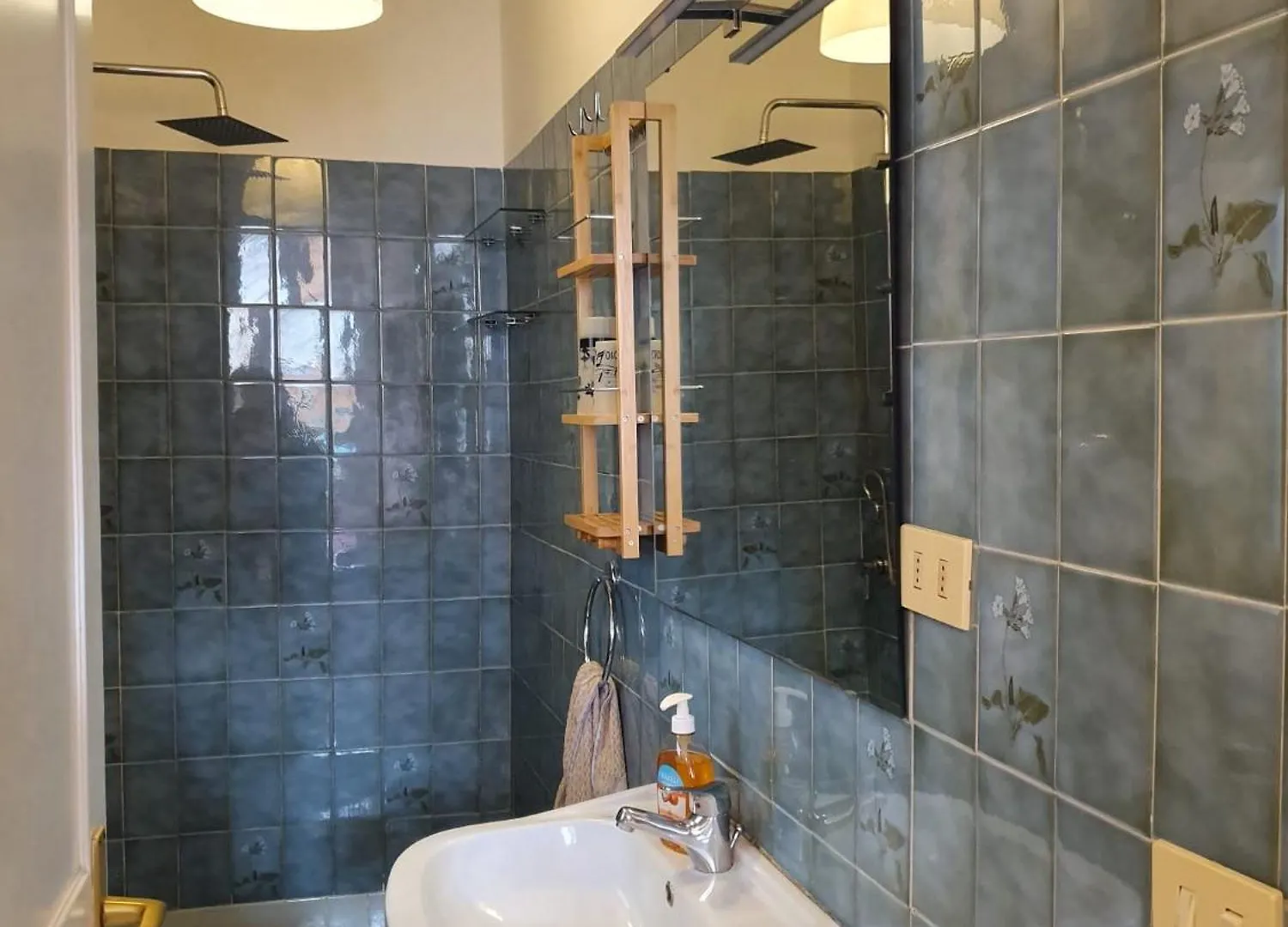 My Flat For You, Top Floor,Close Vatican Rome Italy